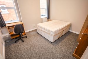 Photo 17- click for photo gallery